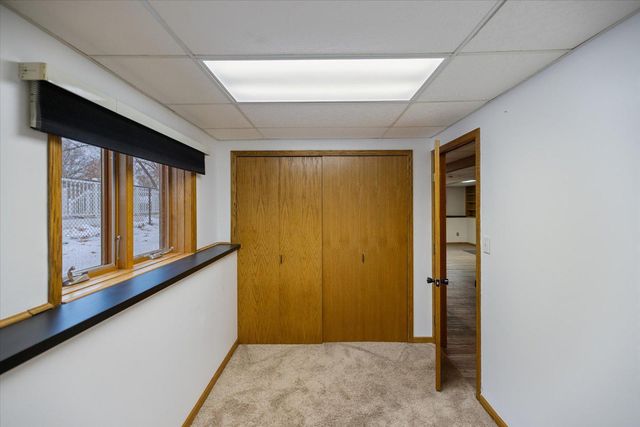 2480 Shryer Avenue E, North Saint Paul, MN 55109