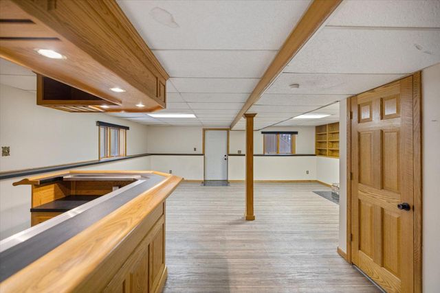 2480 Shryer Avenue E, North Saint Paul, MN 55109