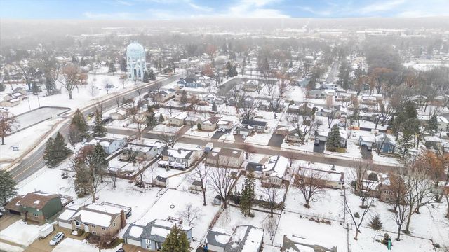 2480 Shryer Avenue E, North Saint Paul, MN 55109