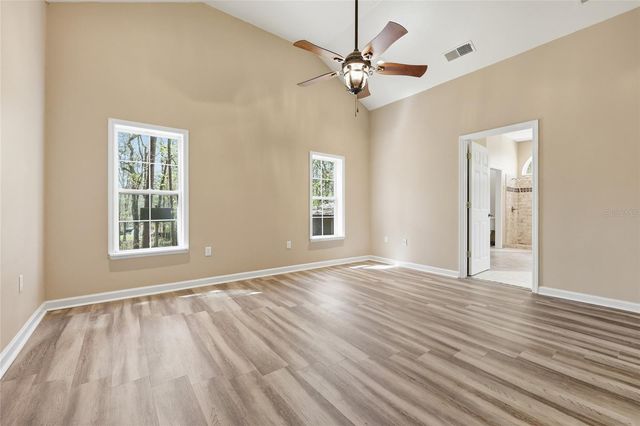 19513 NW 240TH LANE, High Springs, FL 32643