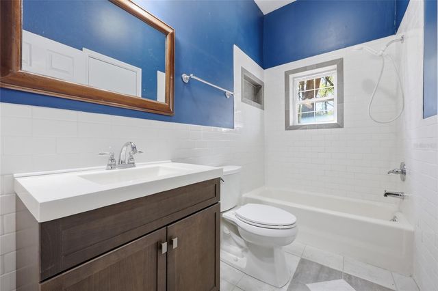 19513 NW 240TH LANE, High Springs, FL 32643