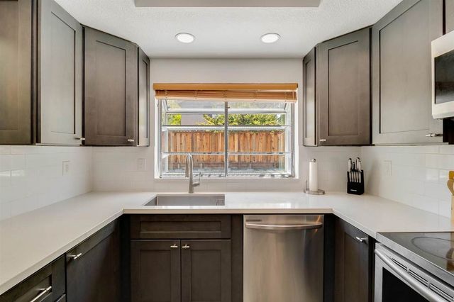 2709 Clover Ct, Antioch, CA 94531