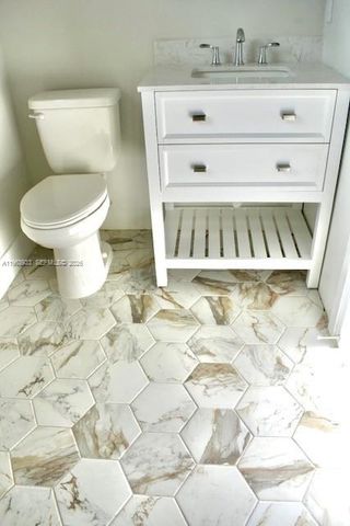 29 Palmetto Drive 7, Miami Springs, FL 33166