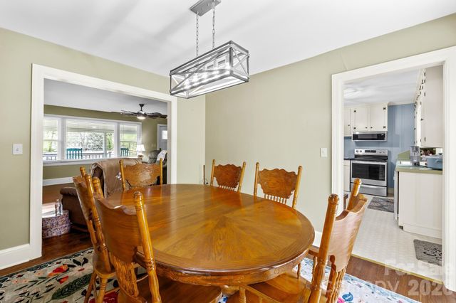 408 Woodsway Drive, Lexington, NC 27292