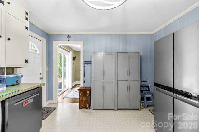 408 Woodsway Drive, Lexington, NC 27292