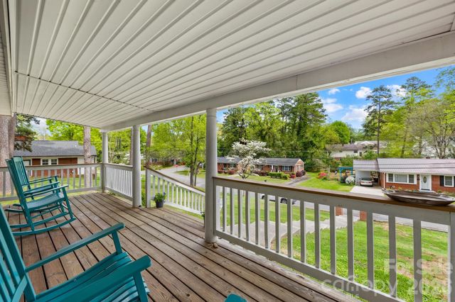 408 Woodsway Drive, Lexington, NC 27292