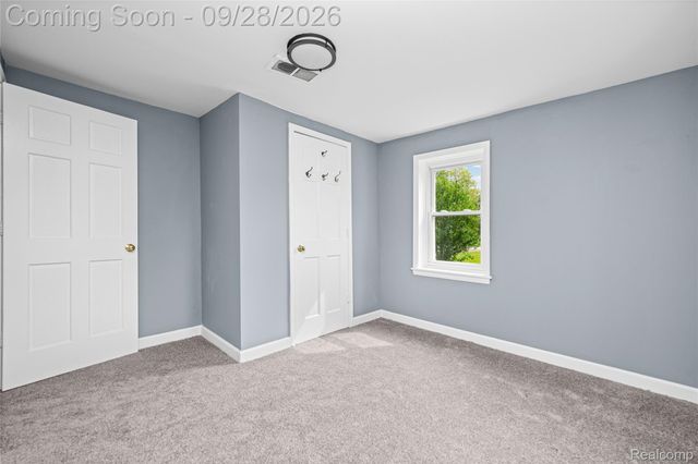 8285 Pilgrim, Washington Township, MI 48094
