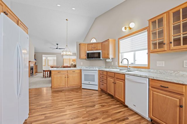 2953 126 Lane NW, Coon Rapids, MN 55448