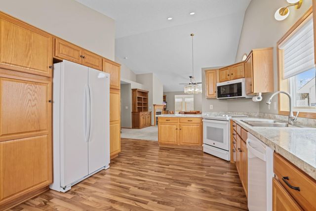 2953 126 Lane NW, Coon Rapids, MN 55448