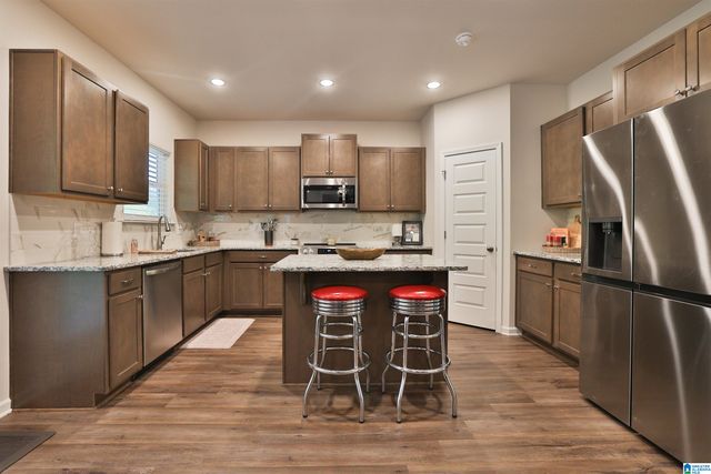 560 RIDGE CIRCLE, Odenville, AL 35120