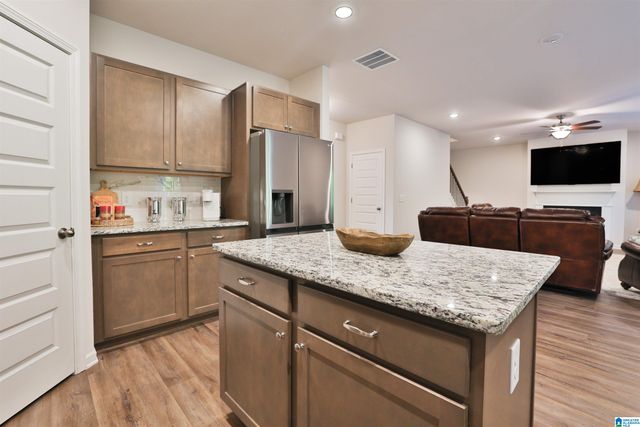 560 RIDGE CIRCLE, Odenville, AL 35120