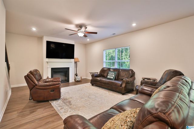 560 RIDGE CIRCLE, Odenville, AL 35120