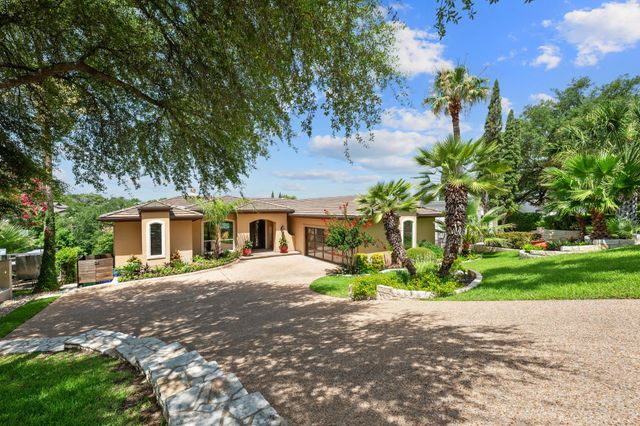 107 Edgewater CV, Lakeway, TX 78734