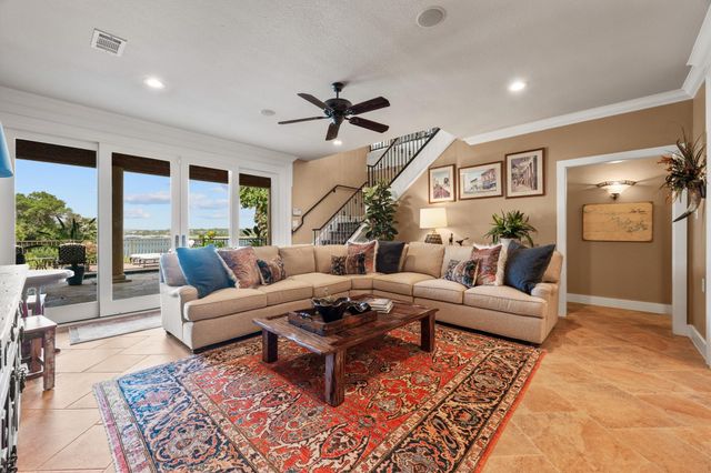107 Edgewater CV, Lakeway, TX 78734