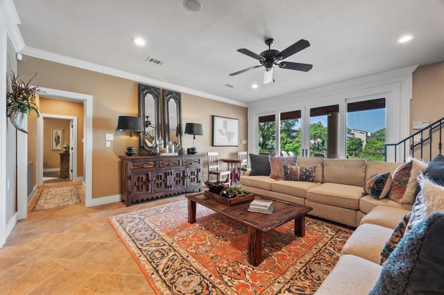 107 Edgewater CV, Lakeway, TX 78734