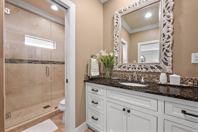 107 Edgewater CV, Lakeway, TX 78734