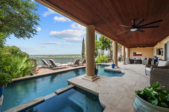 107 Edgewater CV, Lakeway, TX 78734