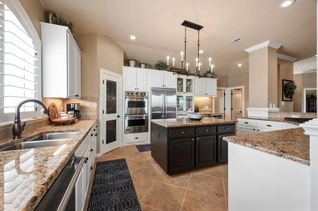 107 Edgewater CV, Lakeway, TX 78734