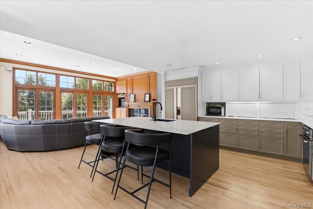 3 Israel Townsend Hill, Armonk, NY 10504