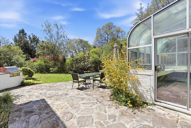 3 Israel Townsend Hill, Armonk, NY 10504