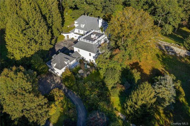 3 Israel Townsend Hill, Armonk, NY 10504