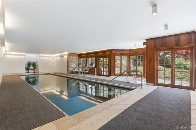 3 Israel Townsend Hill, Armonk, NY 10504