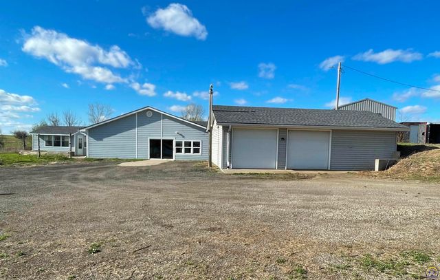 1325 SE 85th St, Wakarusa, KS 66546