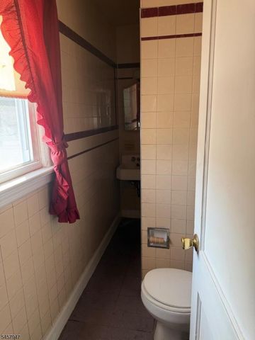 580 Madison Ave, Paterson City, NJ 07514