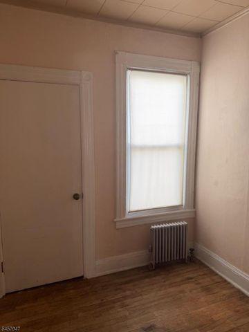 580 Madison Ave, Paterson City, NJ 07514