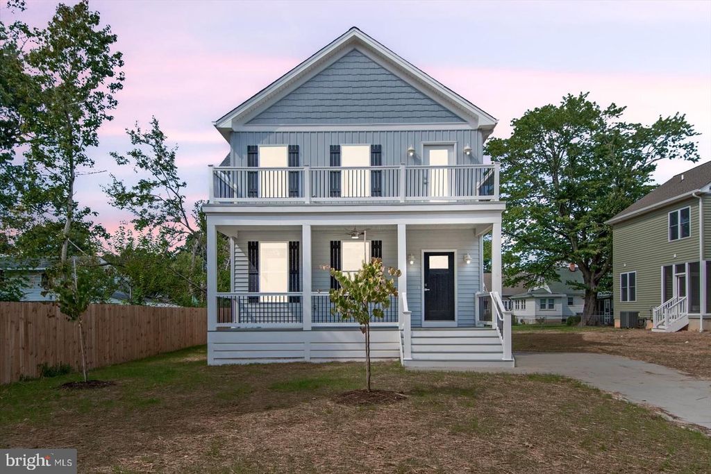 207 LINCOLN, Colonial Beach, VA 22443