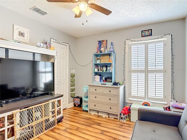 1935 E ANCHOR DRIVE, Deltona, FL 32725
