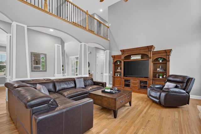 5516 Jennifer Court, Yorkville, IL 60560