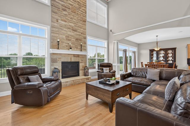 5516 Jennifer Court, Yorkville, IL 60560