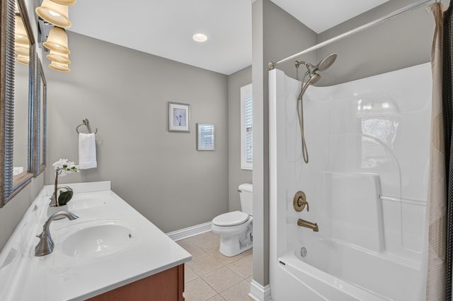 5516 Jennifer Court, Yorkville, IL 60560