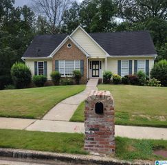 913 WOODBROOK ROAD, Center Point, AL 35215