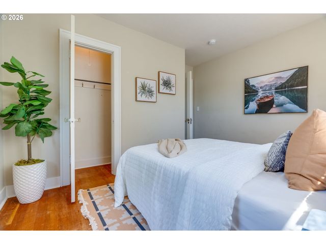 405 Se 85TH Ave, Portland, OR 97216
