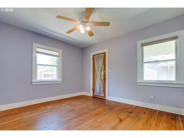 405 Se 85TH Ave, Portland, OR 97216