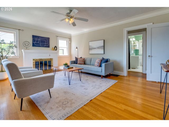 405 Se 85TH Ave, Portland, OR 97216