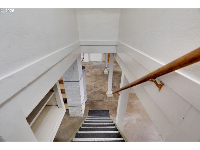 405 Se 85TH Ave, Portland, OR 97216