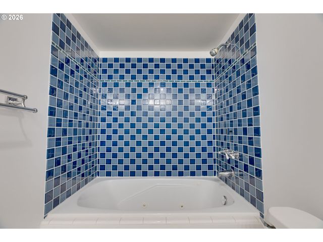 405 Se 85TH Ave, Portland, OR 97216