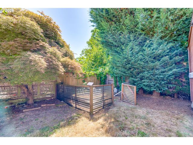 405 Se 85TH Ave, Portland, OR 97216