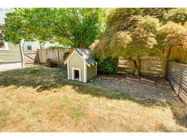 405 Se 85TH Ave, Portland, OR 97216
