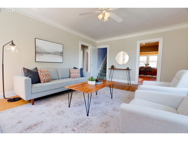 405 Se 85TH Ave, Portland, OR 97216