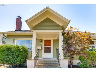 405 Se 85TH Ave, Portland, OR 97216