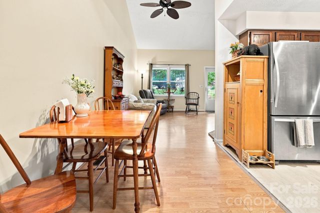 473 King William Road, Hendersonville, NC 28739
