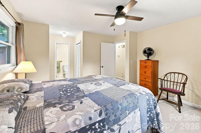 473 King William Road, Hendersonville, NC 28739