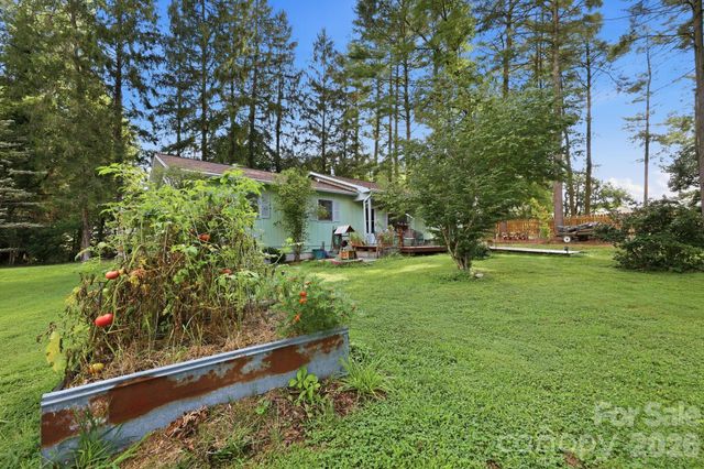 473 King William Road, Hendersonville, NC 28739