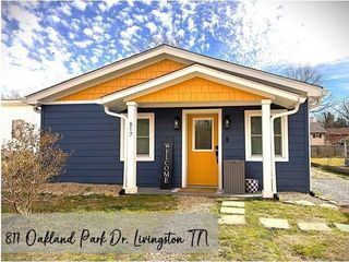 817 Oakland Park Dr, Livingston, TN 38570