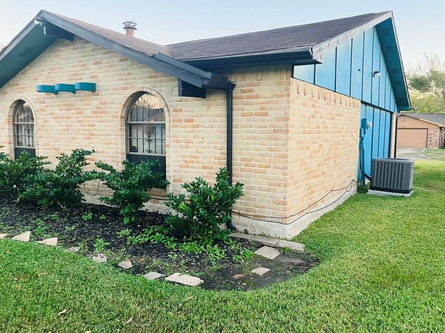 14426 Kemrock Drive, Houston, TX 77049