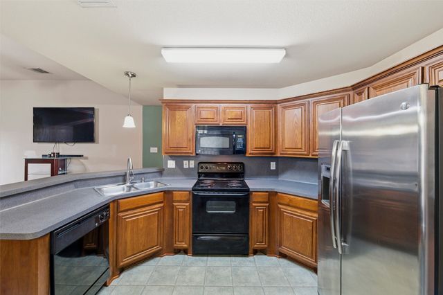 612 Owen Trail, Grand Prairie, TX 75051